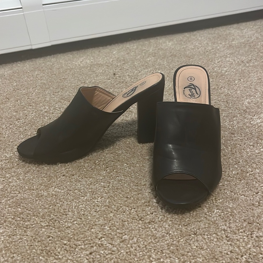 Black peep toe heels